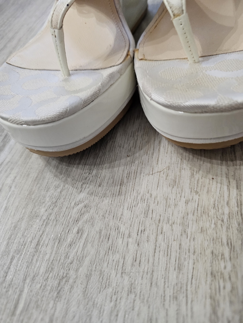 Coach beige cream platform sandals size 10 - Picture 2 of 9